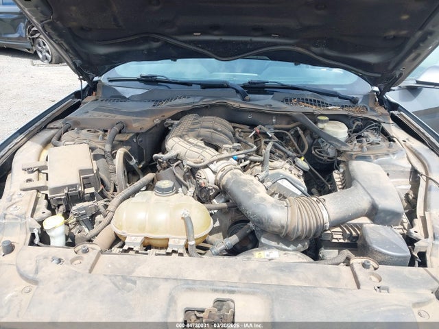 Ford Mustang V6