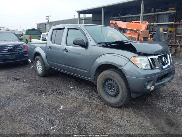 Salvage Nissan Frontier Image