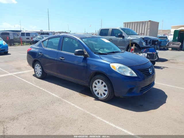 Salvage Nissan Versa Image
