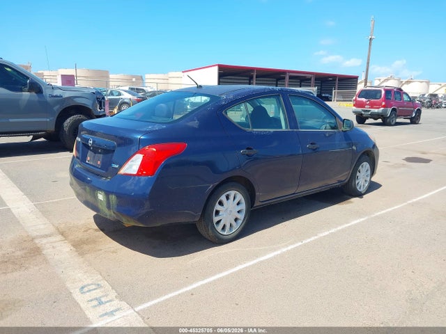 Nissan Versa 1.6 S