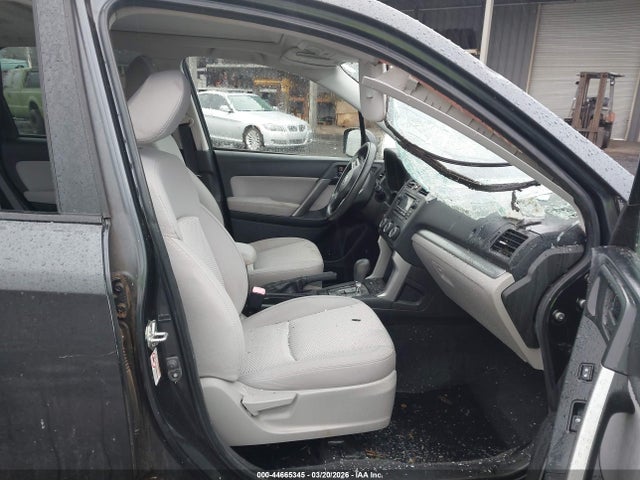 Subaru Forester 2.5i Premium