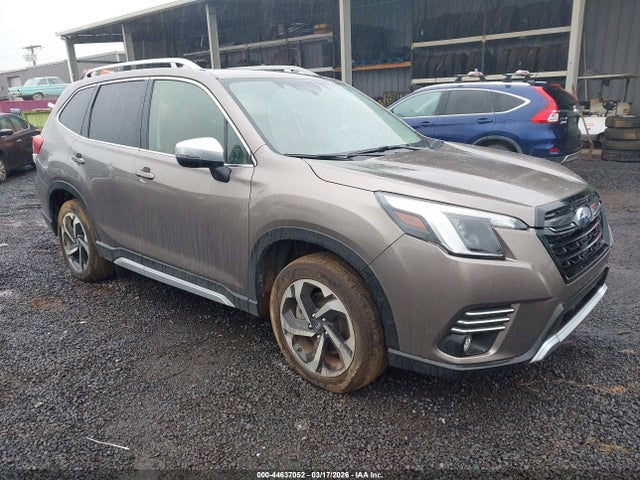 Salvage Subaru Forester Image