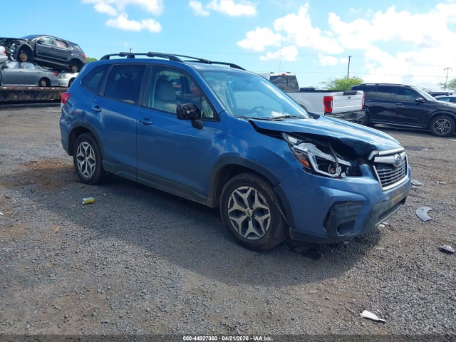 Salvage Subaru Forester Image