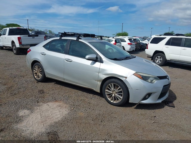 Salvage Toyota Corolla Image
