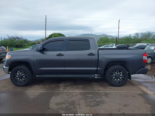 Toyota Tundra Sr5 5.7l V8