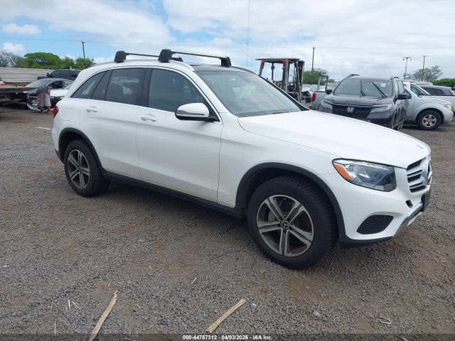 Salvage Mercedes-Benz GLC Image
