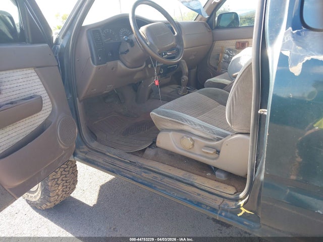 Toyota Tacoma Limited V6