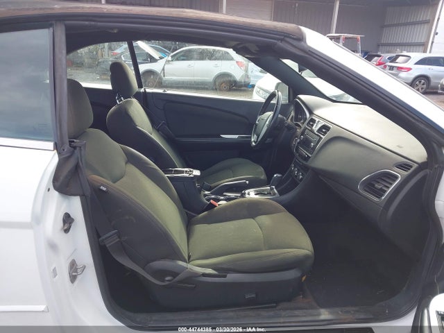 Chrysler 200 Touring