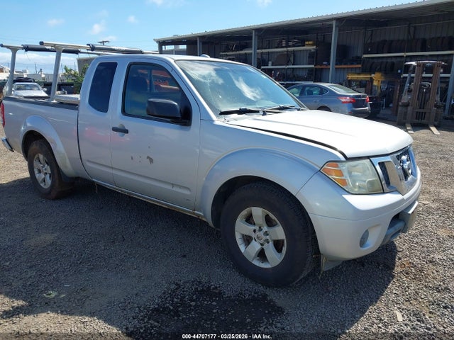 Salvage Nissan Frontier Image