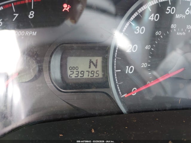 Toyota Sienna Le V6