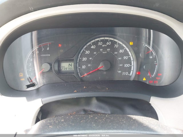Toyota Sienna Le V6