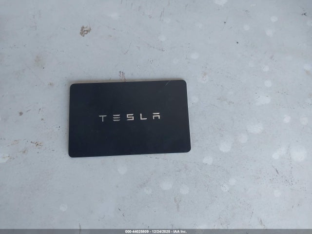 Tesla Model Y Long Range Dual Motor All-wheel Drive
