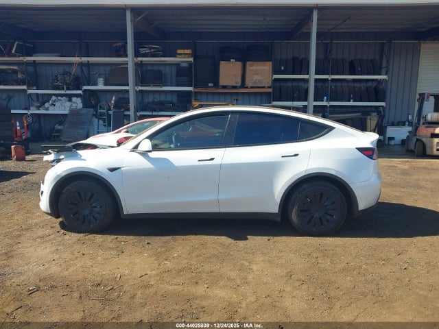 Tesla Model Y Long Range Dual Motor All-wheel Drive