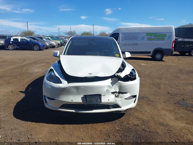 Tesla Model Y Long Range Dual Motor All-wheel Drive