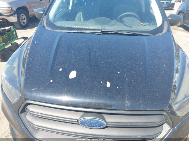 Ford Escape S