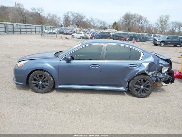 Subaru Legacy 2.5i Premium