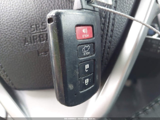 Toyota Highlander Limited V6