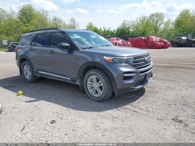 Salvage Ford Explorer Image