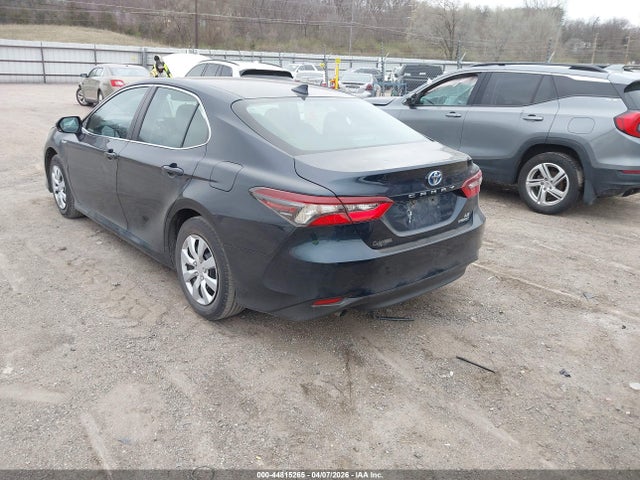 Toyota Camry Le Hybrid