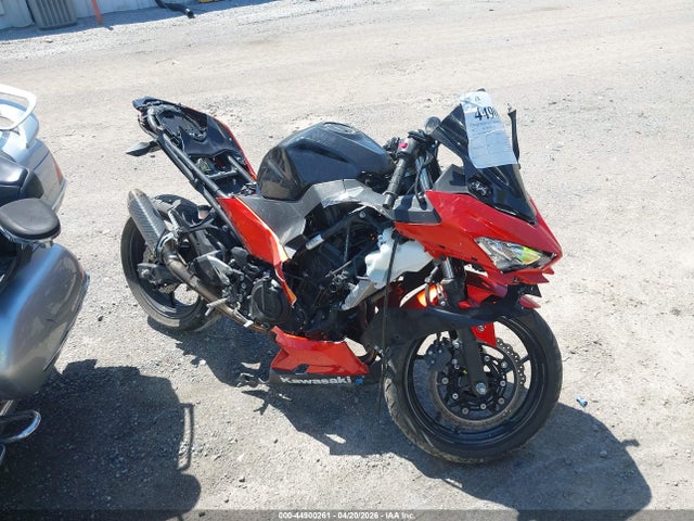 Salvage Kawasaki Ex400 Image