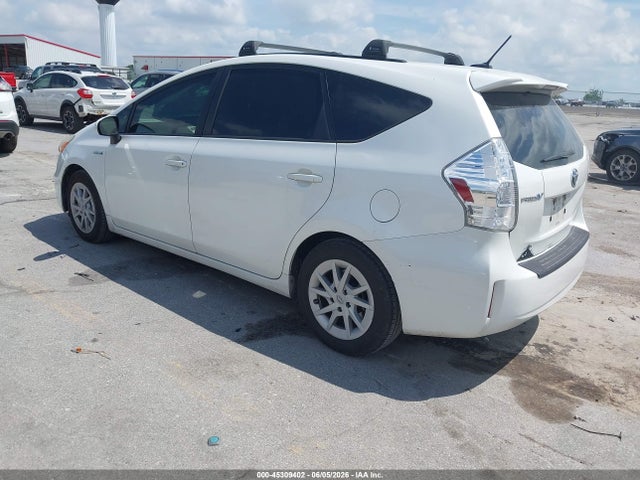 Toyota Prius v Three