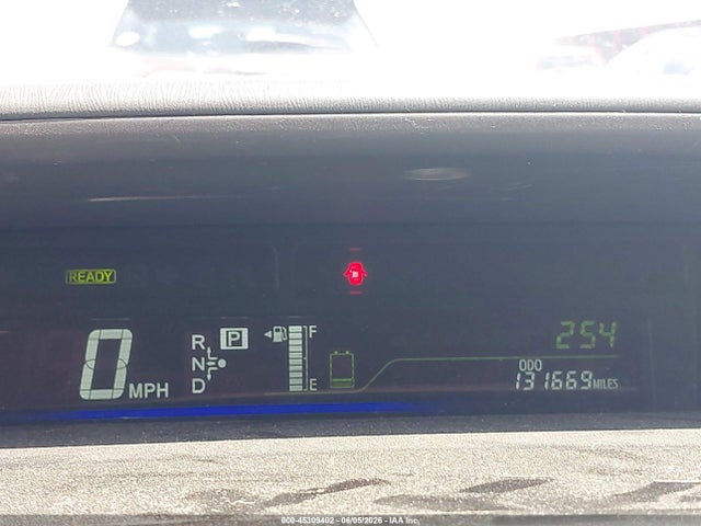Toyota Prius v Three