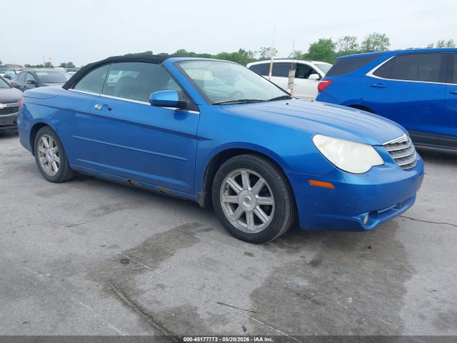 Salvage Chrysler Sebring Image