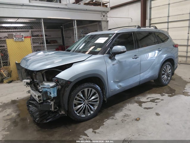 Toyota Highlander Hybrid Platinum