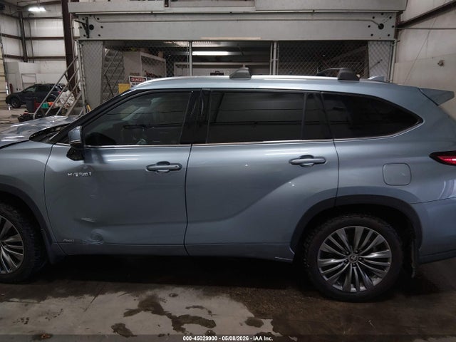 Toyota Highlander Hybrid Platinum