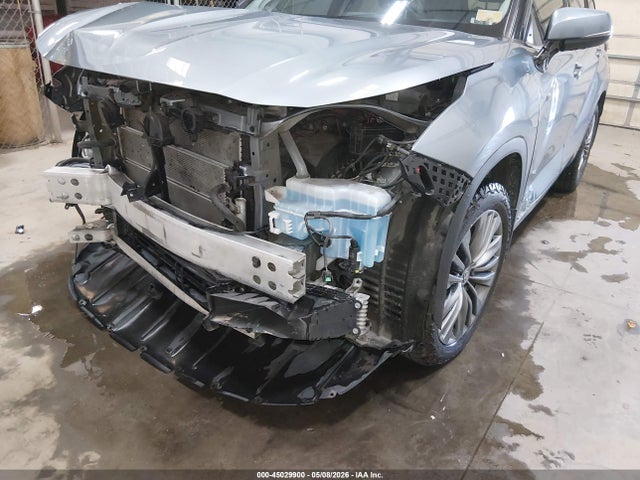 Toyota Highlander Hybrid Platinum