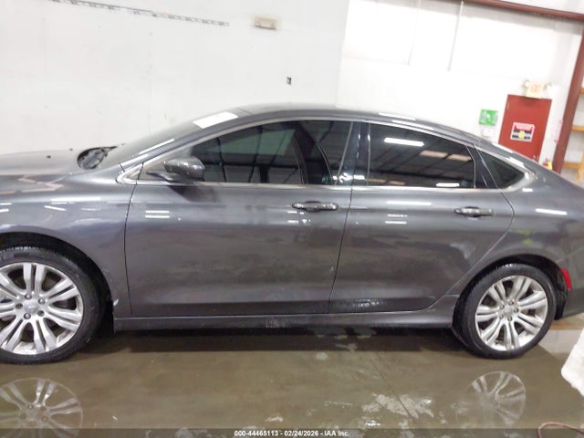 Chrysler 200 Limited