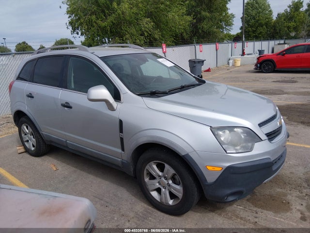 Salvage Chevrolet Captiva Image