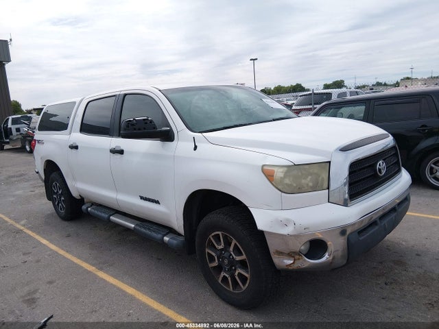 Salvage Toyota Tundra Image