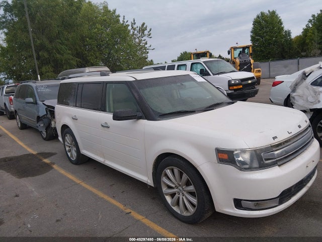 Salvage Ford Flex Image