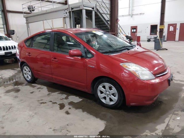 Salvage Toyota Prius Image