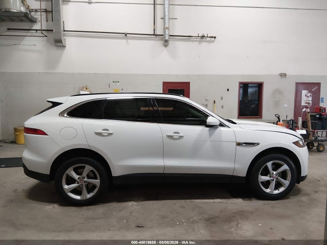 Jaguar F-PACE 25t Premium