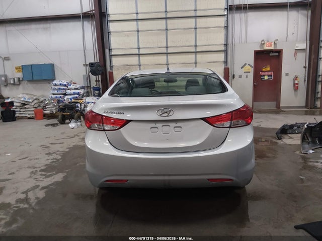 Hyundai ELANTRA Gls
