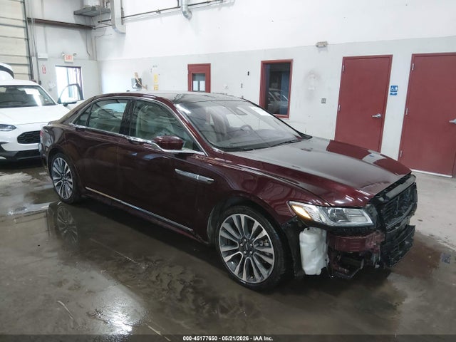 Salvage Lincoln Continental Image