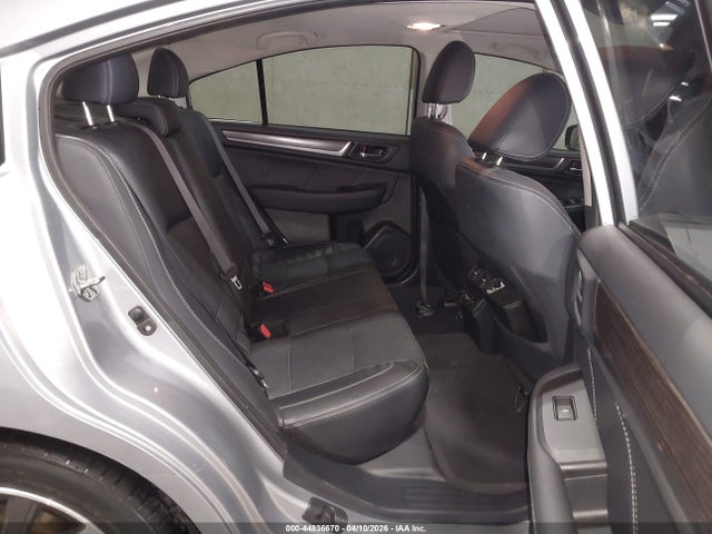 Subaru Legacy 2.5i Limited