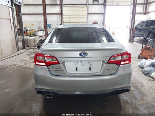 Subaru Legacy 2.5i Limited