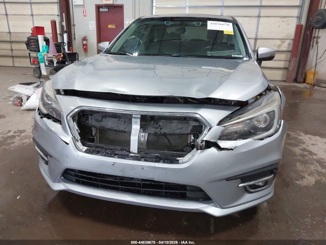 Subaru Legacy 2.5i Limited