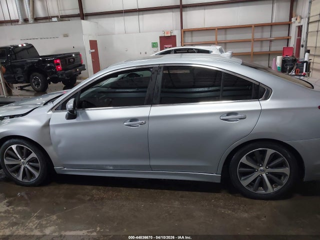 Subaru Legacy 2.5i Limited