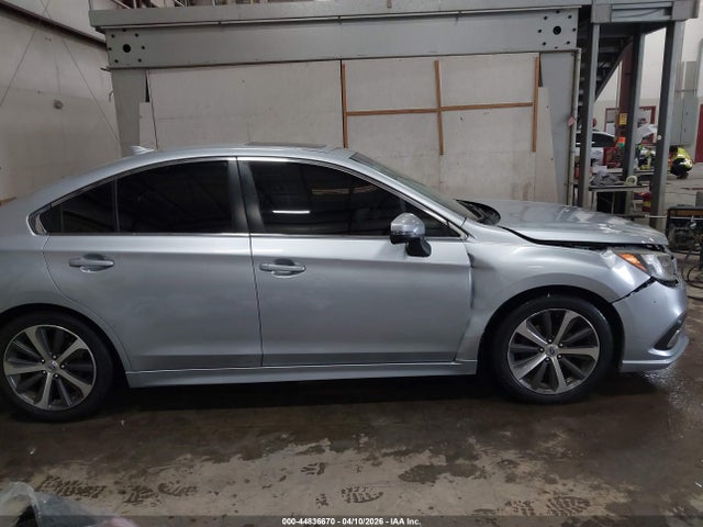 Subaru Legacy 2.5i Limited