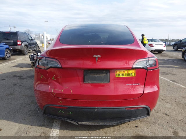 Tesla Model Y Long Range Dual Motor All-wheel Drive