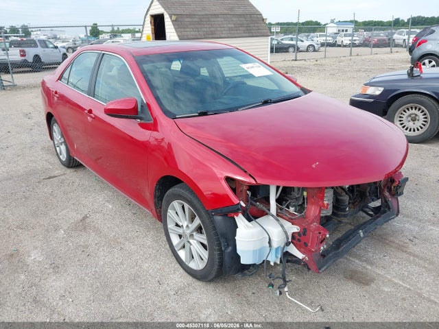 Salvage Toyota Camry Image
