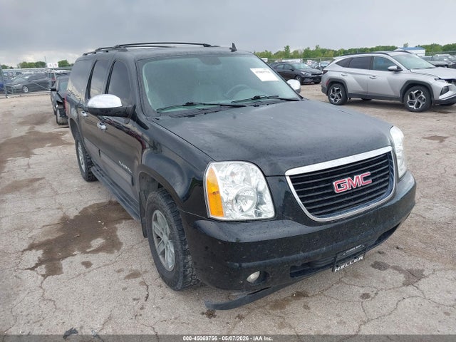 Salvage GMC Yukon Image