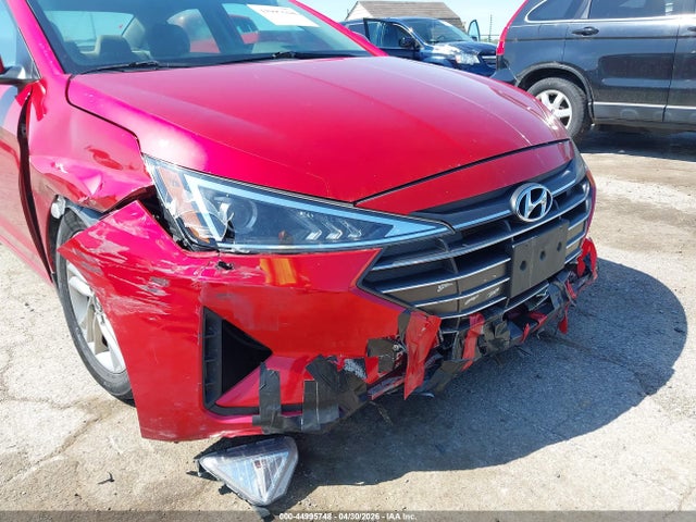 Hyundai ELANTRA Sel