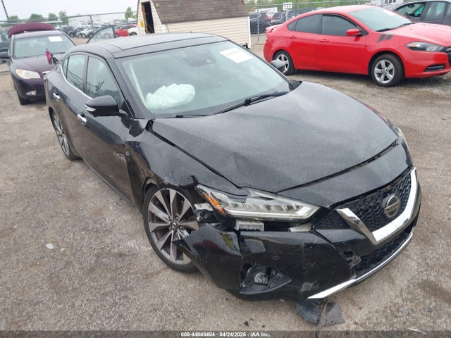 Salvage Nissan Maxima Image