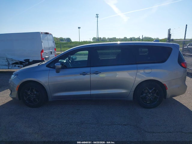 Chrysler Pacifica Touring Plus
