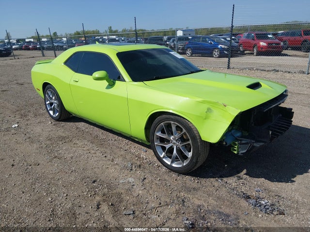Salvage Dodge Challenger Image